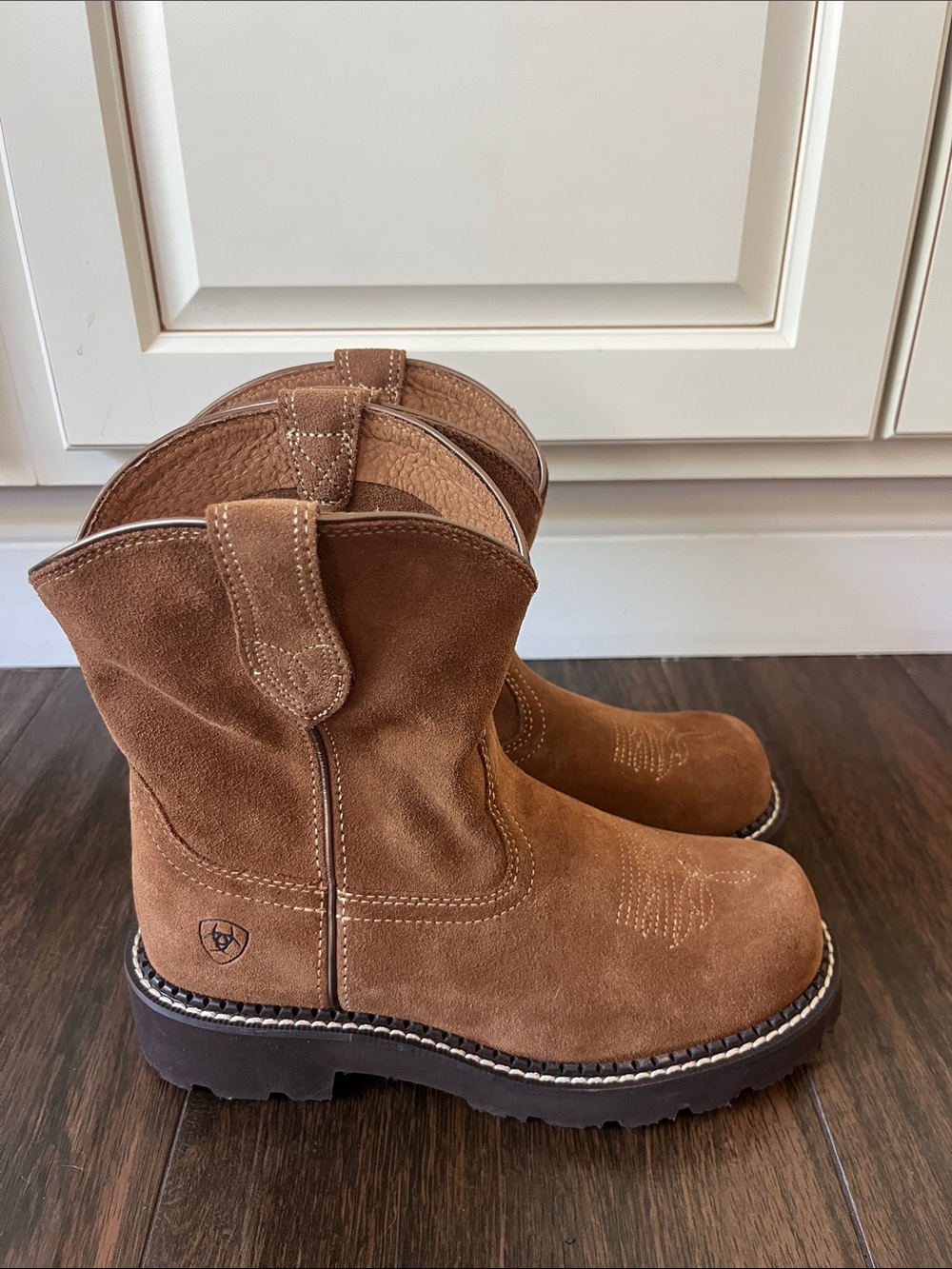 NWT ARIAT FATBABY SLOUCHY LEATHER WESTERN BOOTS - Picture 5 of 10